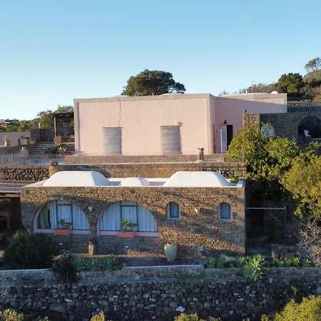 Holiday home Pantelleria Dammusi Belvedere Scauri (Sicily)