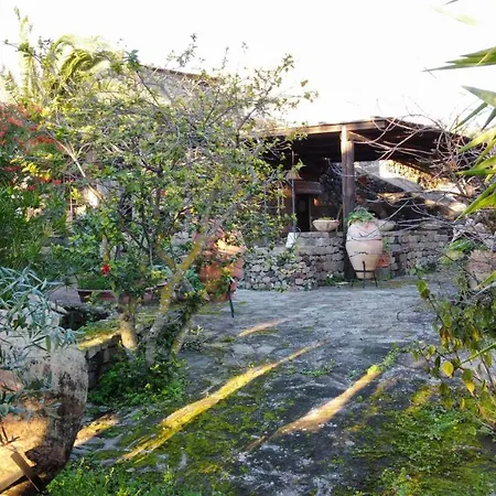 Pantelleria Dammusi Belvedere Scauri (Sicily)