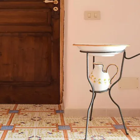Holiday home Pantelleria Dammusi Belvedere