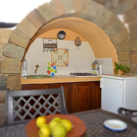 Holiday home Pantelleria Dammusi Belvedere Scauri (Sicily)