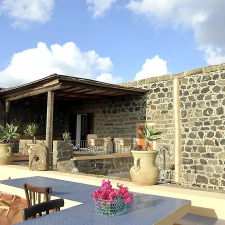 Holiday home Pantelleria Dammusi Belvedere